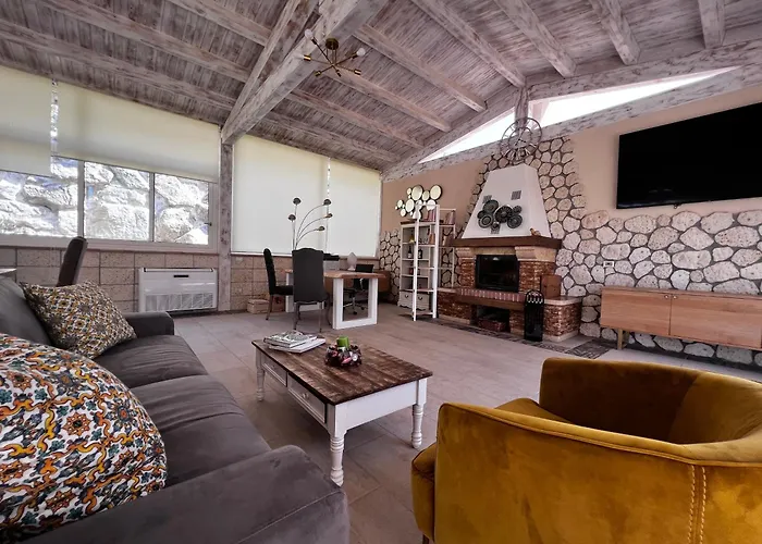 La Corte Di Afea Bed & Breakfast
