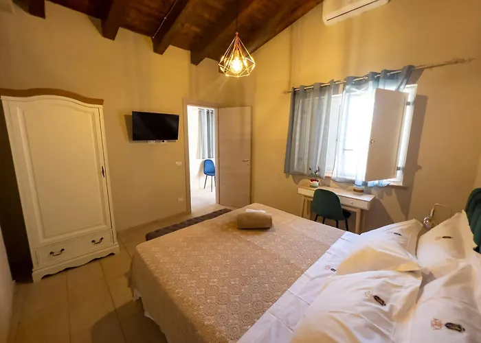 La Corte Di Afea Bed & Breakfast 4*